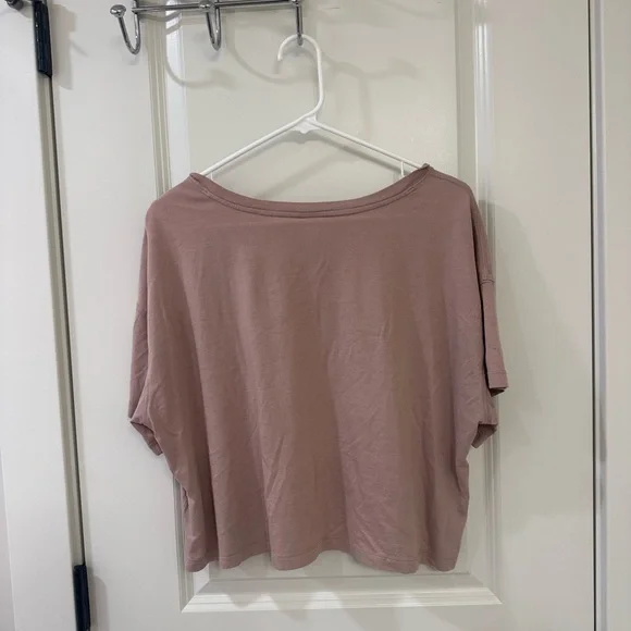 old navy tan crop tee - Picture 3 of 4